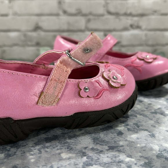 The Children’s Place Pink Floral Round Toe Mary Janes - Girls 7M 💖EUC💖 - Picture 9 of 10